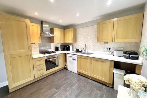 3 bedroom townhouse for sale, Leyland Road, Dunstable, LU6