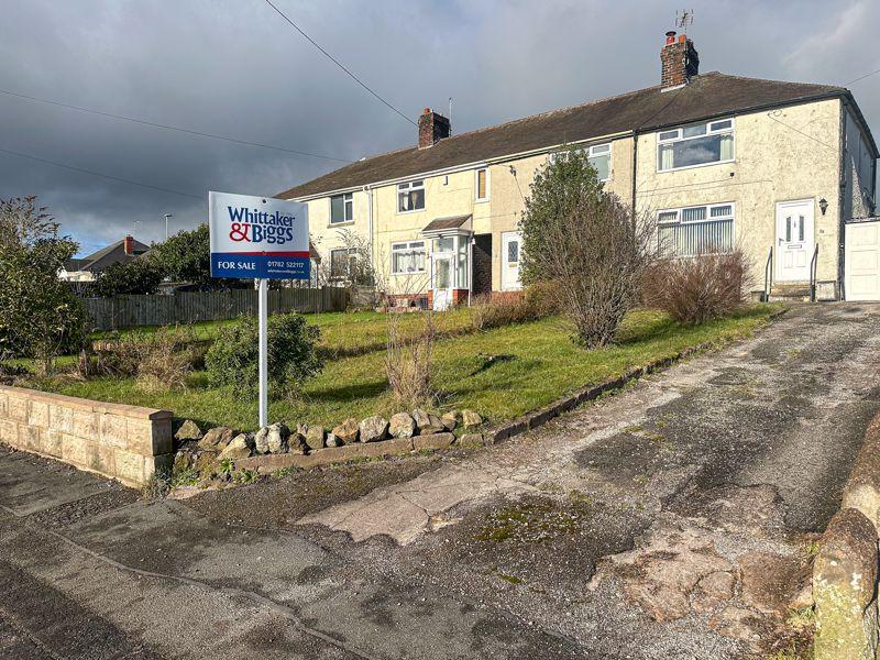 Halls Road, Biddulph. ST8 6DB 3 bed semidetached house for sale £200,000