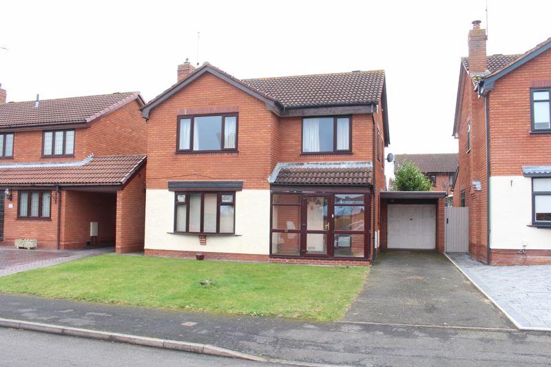 Windermere Drive, Kingswinford DY6 4 bed detached house for sale £375,000