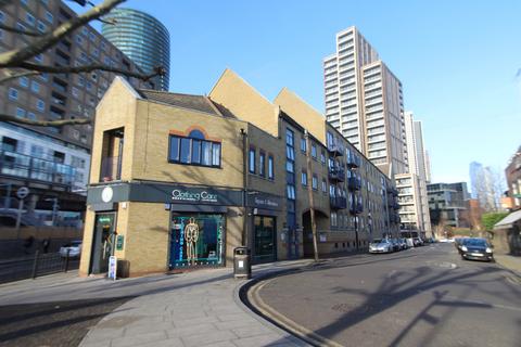 2 bedroom flat for sale, Canary Wharf, Peninsula Court, East Ferry Road