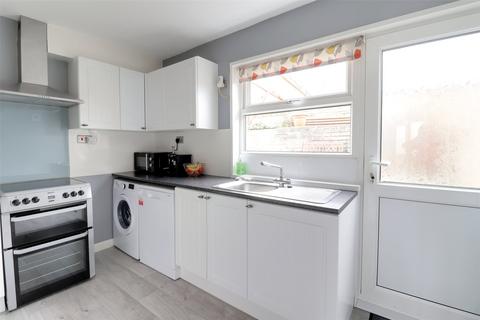 37 Castle Meadows, Launceston, PL15 7DZ