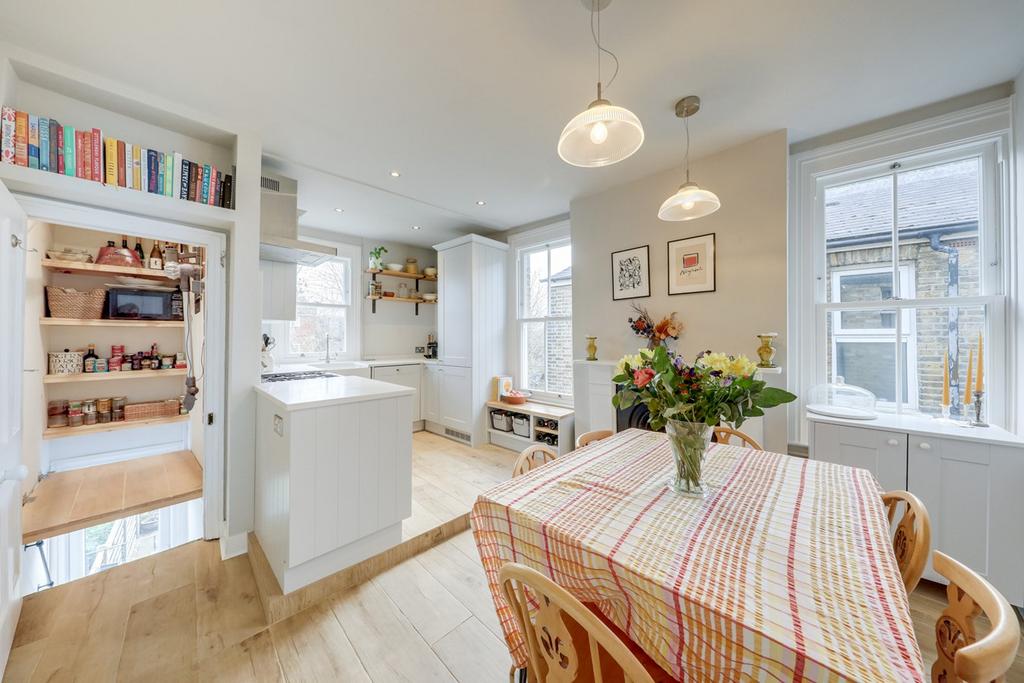 Kilmorie Road, Forest Hill, London, SE23 2 bed for sale £520,000