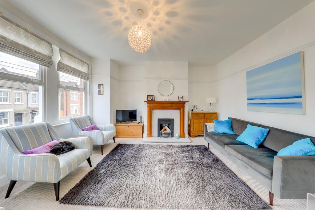 Como Road, Forest Hill, London, SE23 2 bed for sale £375,000