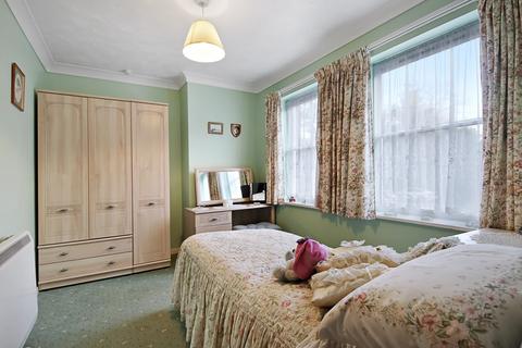 2 bedroom retirement property for sale, Fairfield Road, East Grinstead, RH19