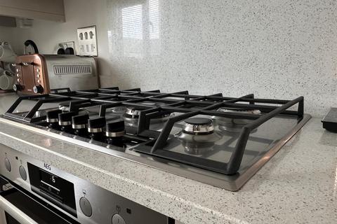 18 Aglets Way, St Austell, PL25 4GA