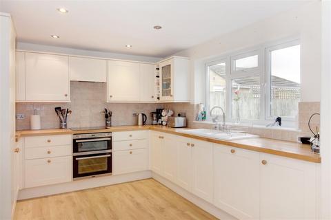 3 bedroom detached house for sale - 4 The Dawneys, Crudwell