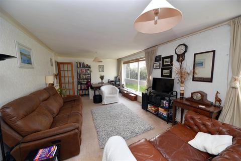 2 bedroom flat for sale, Oak Hill Drive, Birmingham B15