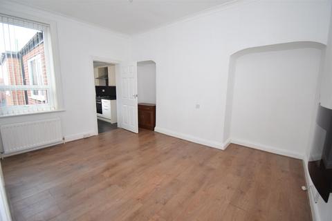 3 bedroom flat for sale, Reading Road, South Shields