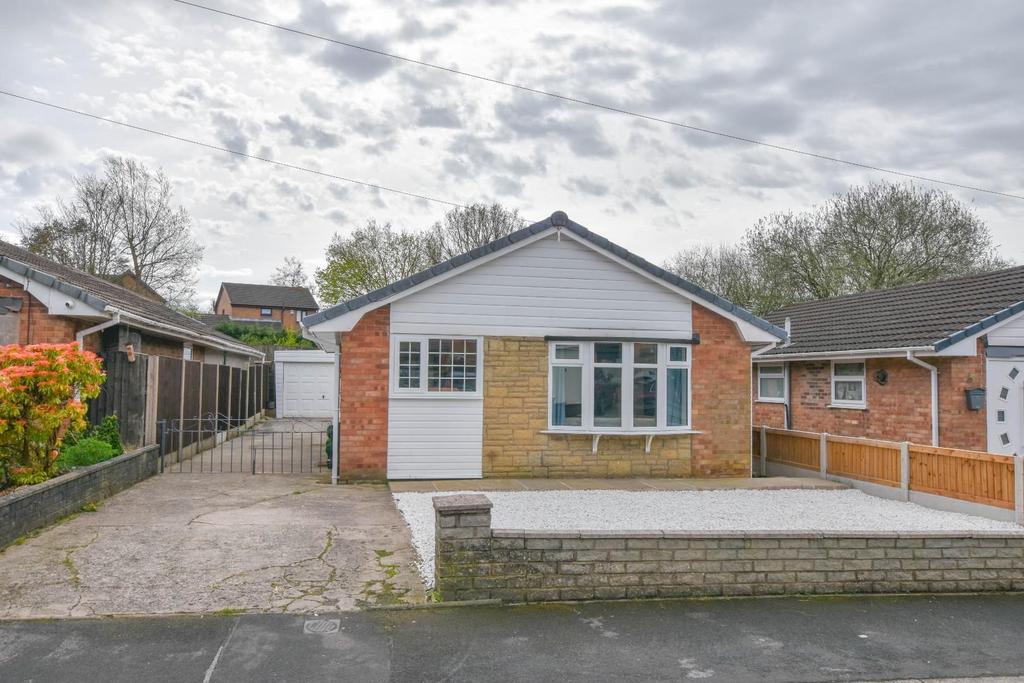 Aylesbury Crescent, Hindley Green... 3 bed detached bungalow for sale