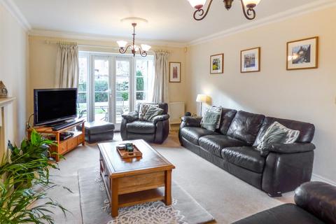 22 Longmead Drive, Fiskerton, Southwell, NG25 0UP