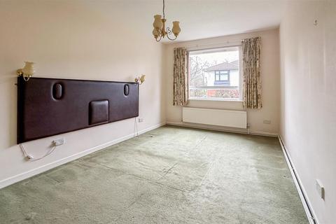 2 bedroom ground floor flat for sale, Werngoch Road, Cardiff CF23
