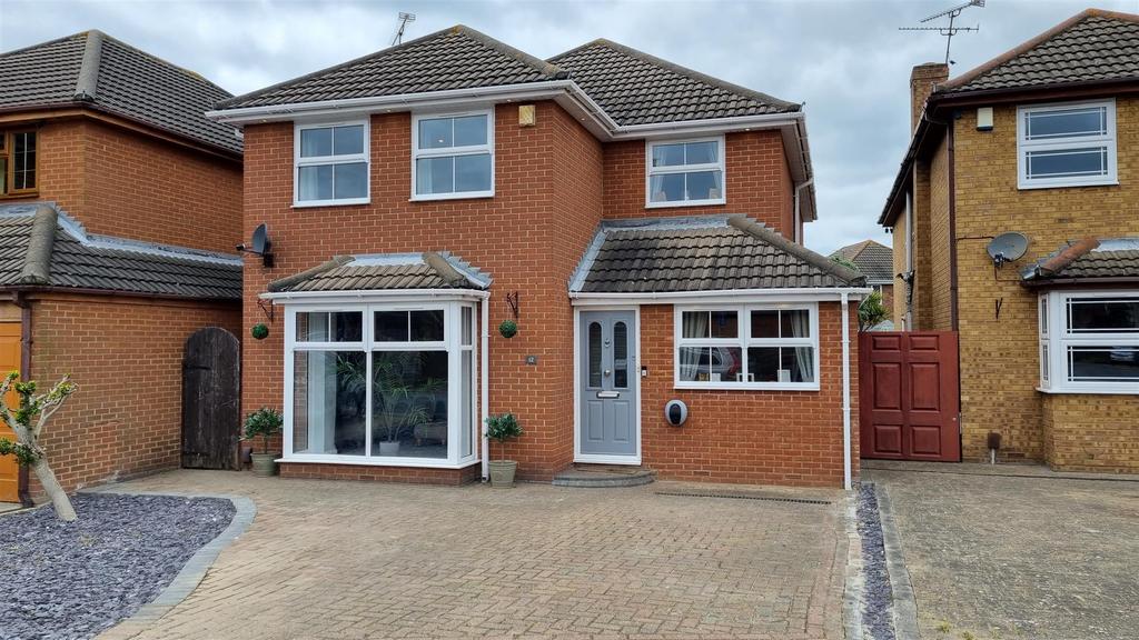 Jarvis Road, Canvey Island 4 bed detached house for sale £490,000