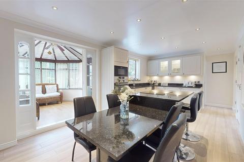 1 Ash Croft, Bradford, BD6 3QR