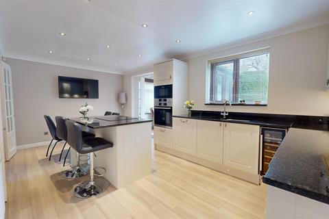 1 Ash Croft, Bradford, BD6 3QR