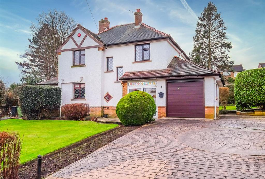 Westridge Drive, Huddersfield 3 bed detached house for sale £400,000