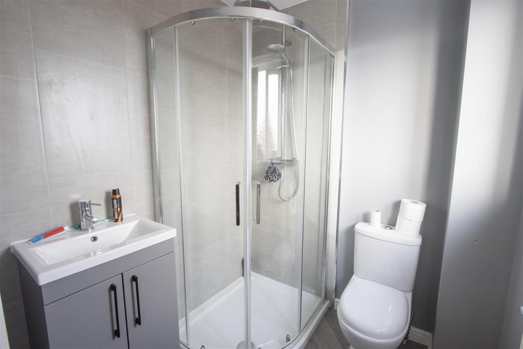 En Suite Shower Room