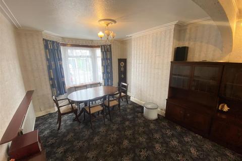 59 Greenfield Street, Waltham Abbey, EN9 1HL