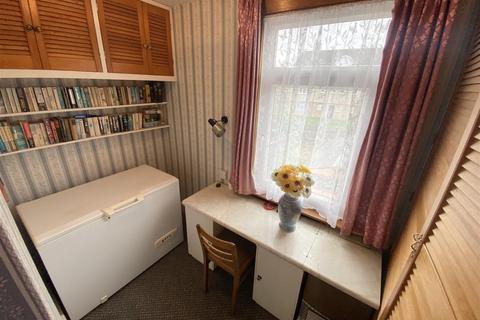 59 Greenfield Street, Waltham Abbey, EN9 1HL