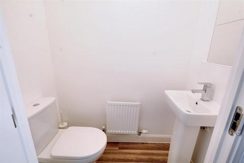 10 Verden Way, Nottingham, NG8 6BB