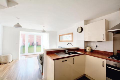 10 Verden Way, Nottingham, NG8 6BB