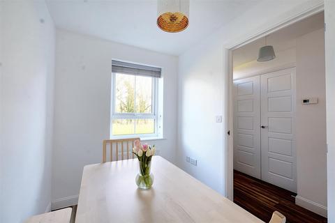 10 Verden Way, Nottingham, NG8 6BB