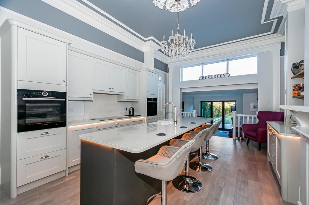 Kitchen 4
