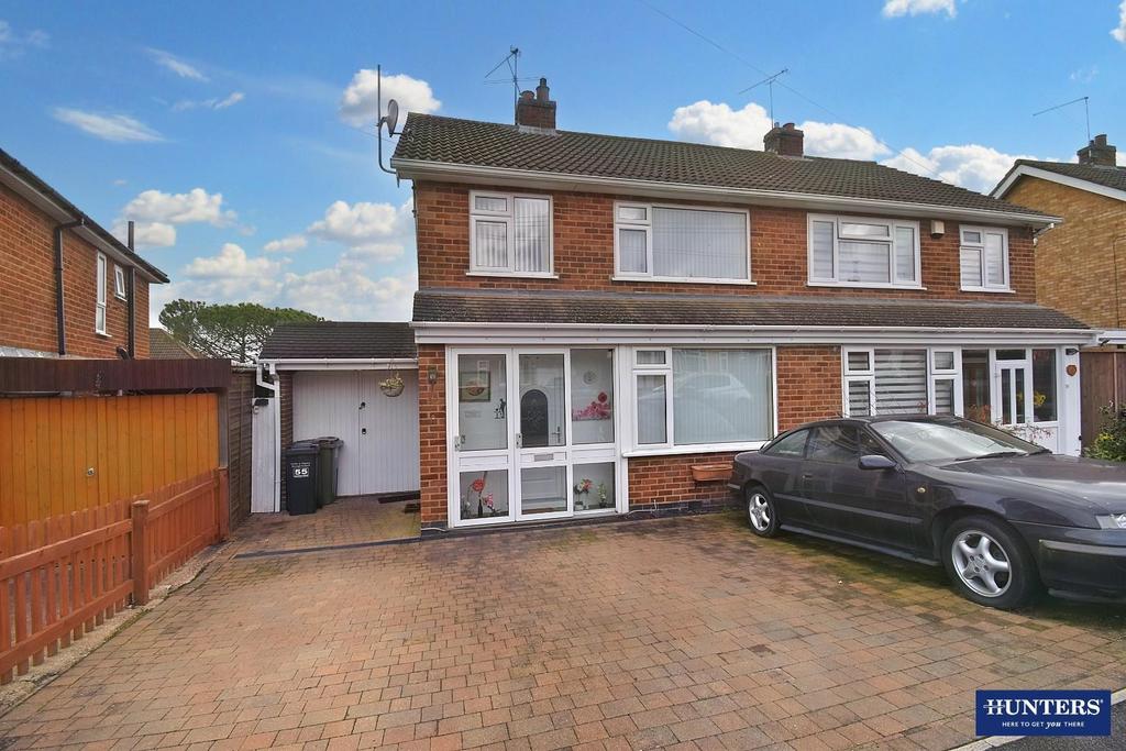 Highfield Drive, Wigston 3 bed semidetached house £300,000