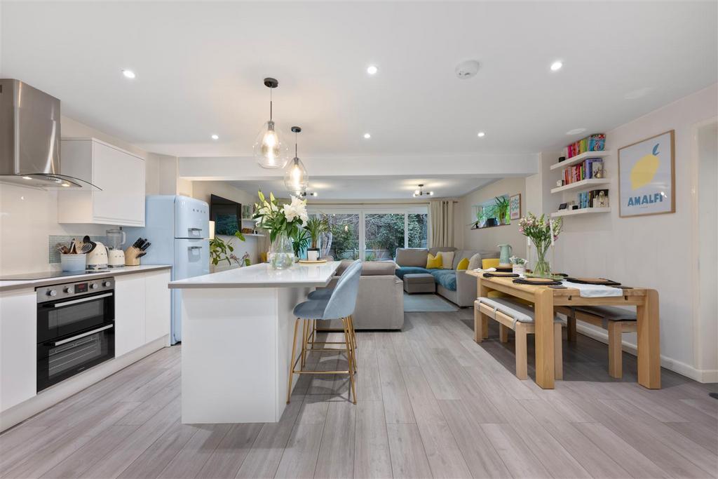 St. Lane, South Ascot 3 bed semidetached house for sale £560,000
