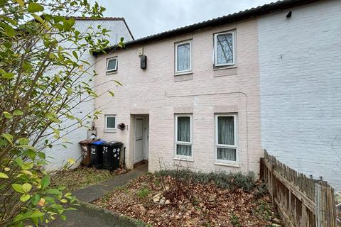 3 bedroom terraced house for sale - Medellin Hill, Southfields, Northampton NN3