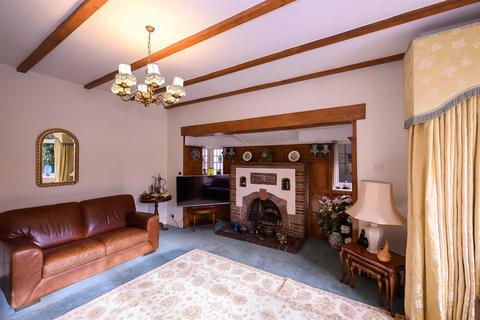 60 Fitz Roy Avenue, Birmingham, B17 8RJ