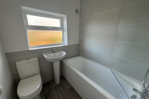 21 Bringhurst Road, Leicester, LE3 6LE