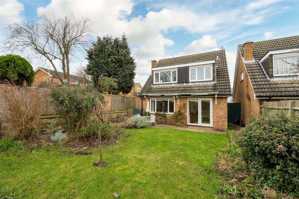 Boswell Drive, Ickleford, Hitchin 4 bed detached house for sale £575,000