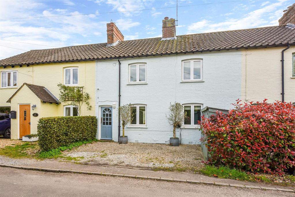 Wildhern 2 bed house for sale £360,000
