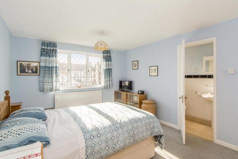 4 bedroom detached house for sale - Dallison Close, Market Harborough