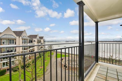 2 bedroom penthouse for sale, The Boulevard, Greenhithe, Kent