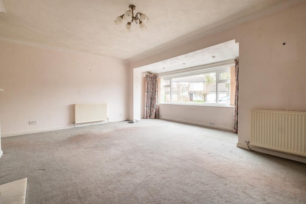 Hall Park Drive, Lytham St. Annes, FY8 2 bed detached bungalow for sale