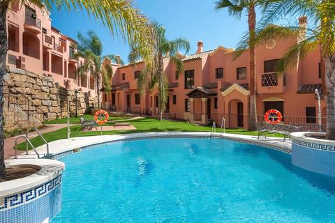 2 bedroom townhouse, Estepona, Malaga, Spain