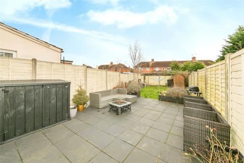 31 Lamerton Road, Reading, RG2 8AS