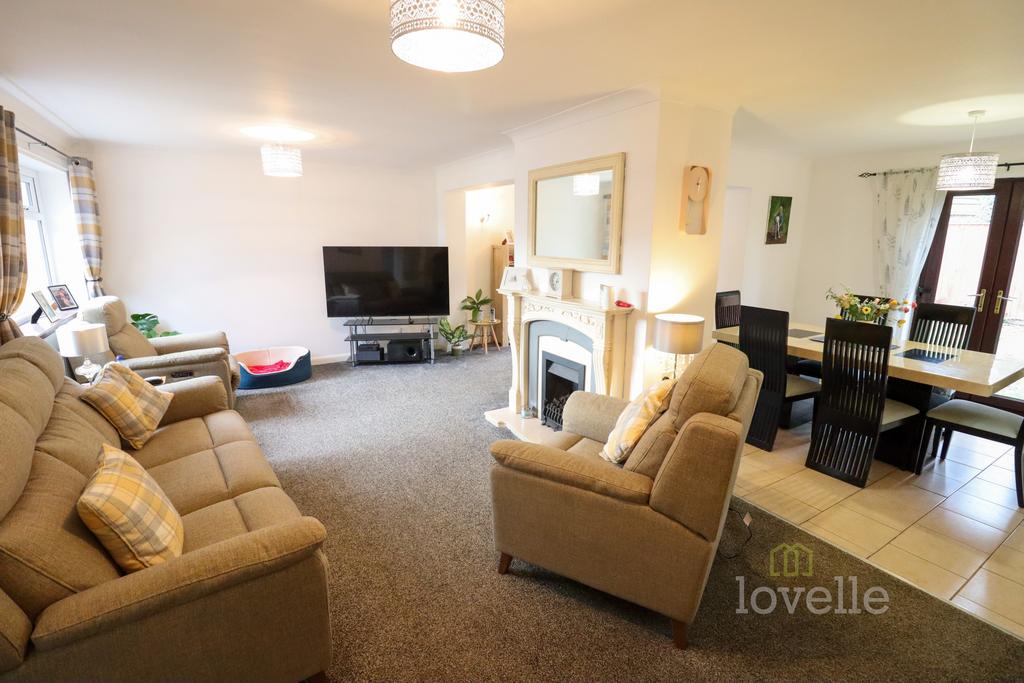 Waterloo Lane, Skellingthorpe LN6 5 bed bungalow for sale £349,950