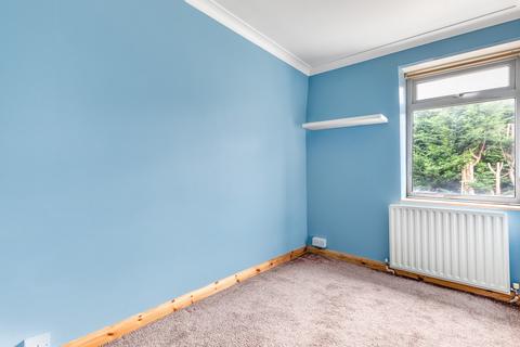 23 Latchmere Close, Richmond, TW10 5HQ