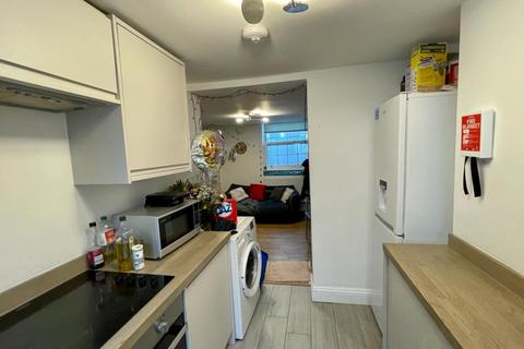 5 bedroom terraced house to rent, Queens Gardens, Brighton