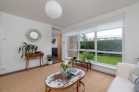 2 Belvedere Park, Edinburgh, EH6 4LR