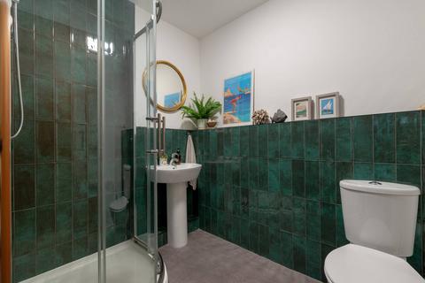 2 Belvedere Park, Edinburgh, EH6 4LR