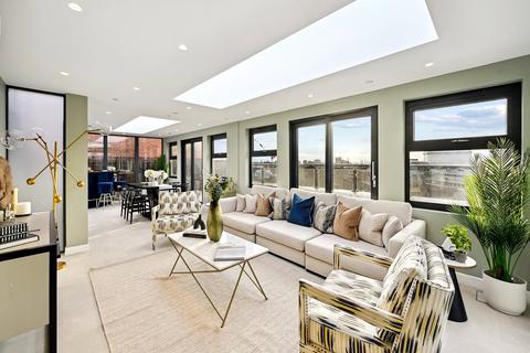 4 bedroom penthouse for sale, Kingsway, Covent Garden, London, WC2B