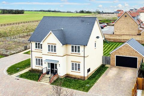 5 bedroom detached house for sale, Waterside Place, Newport, CB11