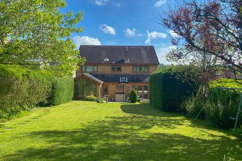 4 bedroom detached house for sale, Trosserch Road, Llangennech, Llanelli