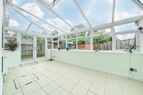 30 Abelia Close, West End, Woking, GU24 9PG