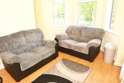 1 bedroom flat to rent, Birchfields Road, Manchester M13