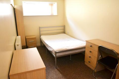 1 bedroom flat to rent, Birchfields Road, Manchester M13