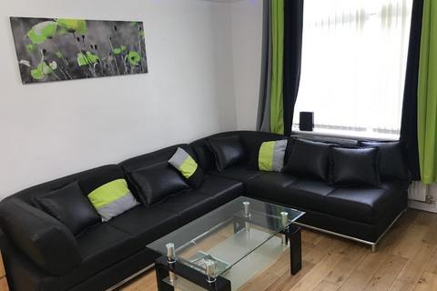 undefined, Cedar Grove, Manchester M14
